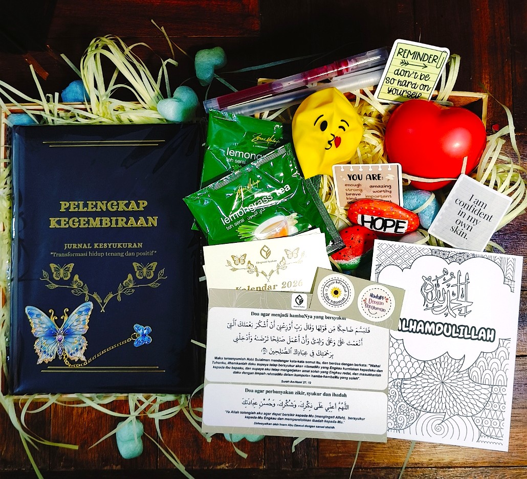 set pelengkap kegembiraan 3